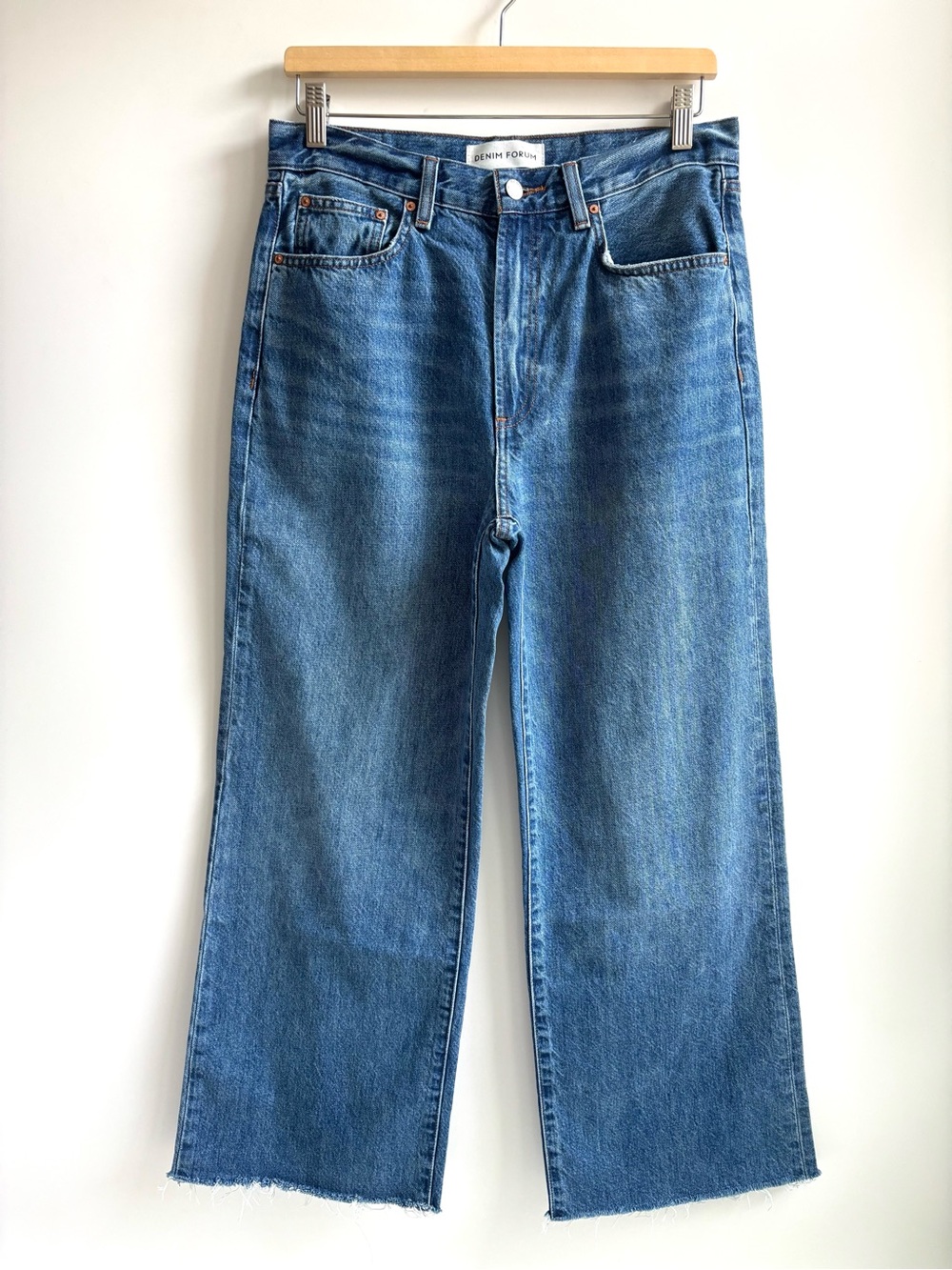 Aritzia Denim Forum The Farrah Hi Rise Wide Leg Blue Denim Jeans Size 29